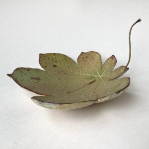 Ceramic Horse Chestnut Leaf