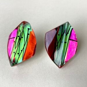 ‘Offset Clip Earrings in Grapevine’