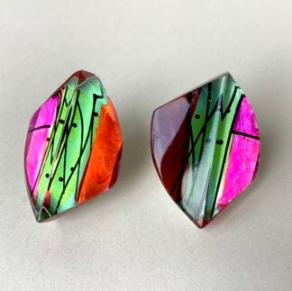 ‘Offset Clip Earrings in Grapevine’