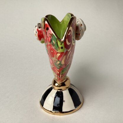 ‘Baby Heart Vase in Red Rose’