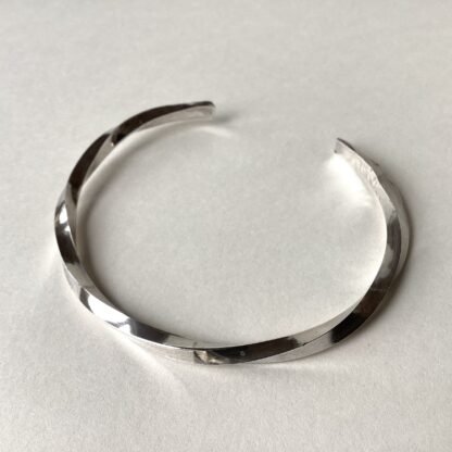 ‘Twisted Silver Bangle’