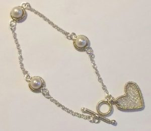 Pearl & Heart Bracelet