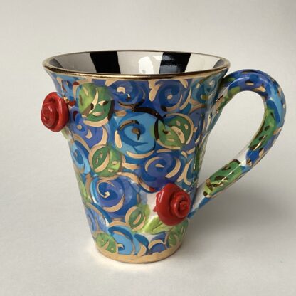 ‘Mug in Blue Rosebush’