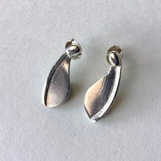Single Sycamore Studs Medium