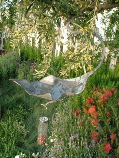 Hot Forged and Galvanised Hanging Leaf Bird Bath with feeder.