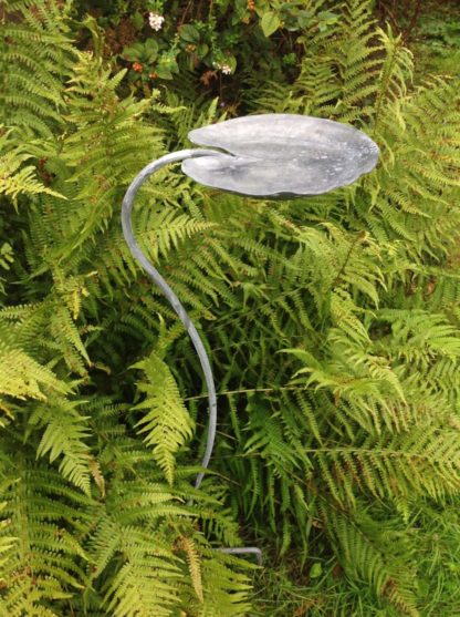 Single Lily Pad Bird Bath