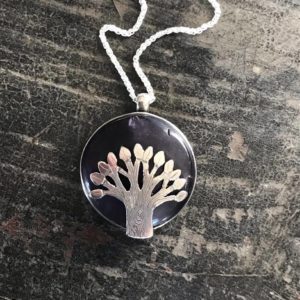 Silver Pendant Tree of Life on round amethyst