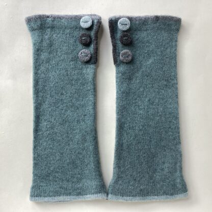 'Caspian Button Armlets'