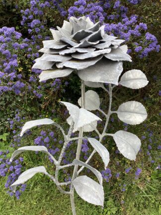 'Single Rose' Garden Sculpture