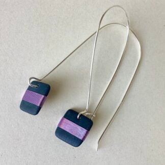 ‘Lilac 1 Stripe Drop Earrings’