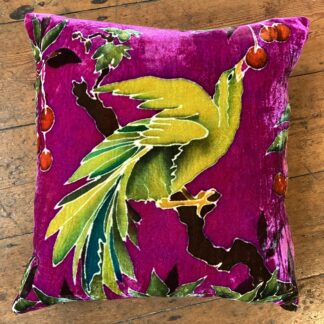 'Green Cherry Bird on Magenta'