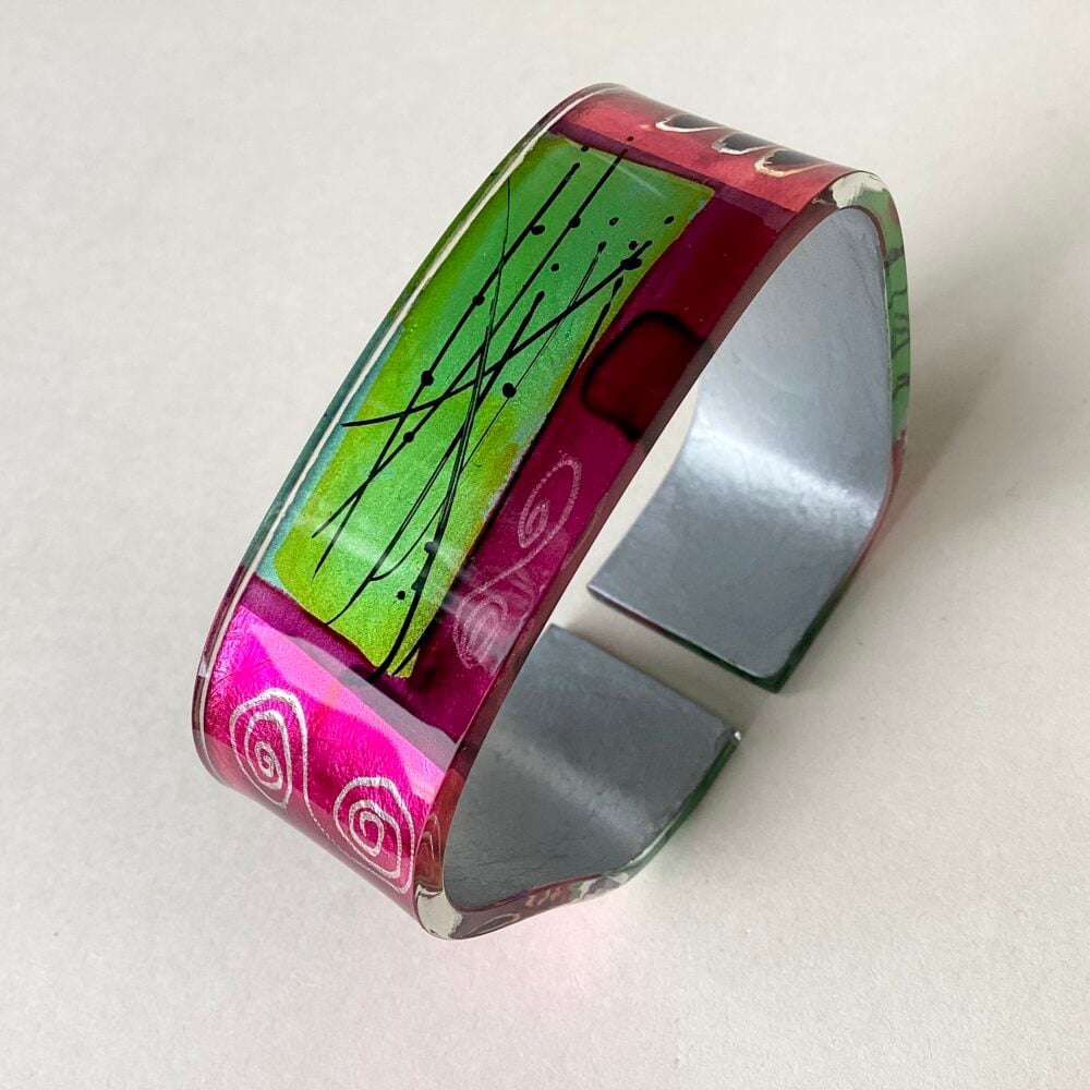 ‘Off Square’ Flexible Cuff