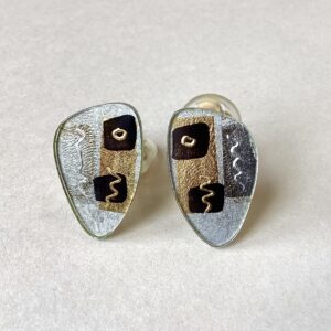 ‘Flat Triangle Clip Earrings’