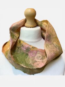 ‘Pastel Shades Lacy Cowl’