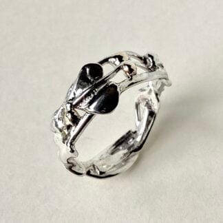 ‘Silver & Gold Leafy Ring’
