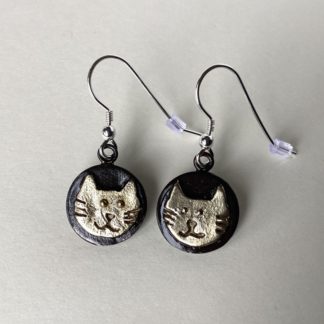 'Cat Face' Drop Earrings