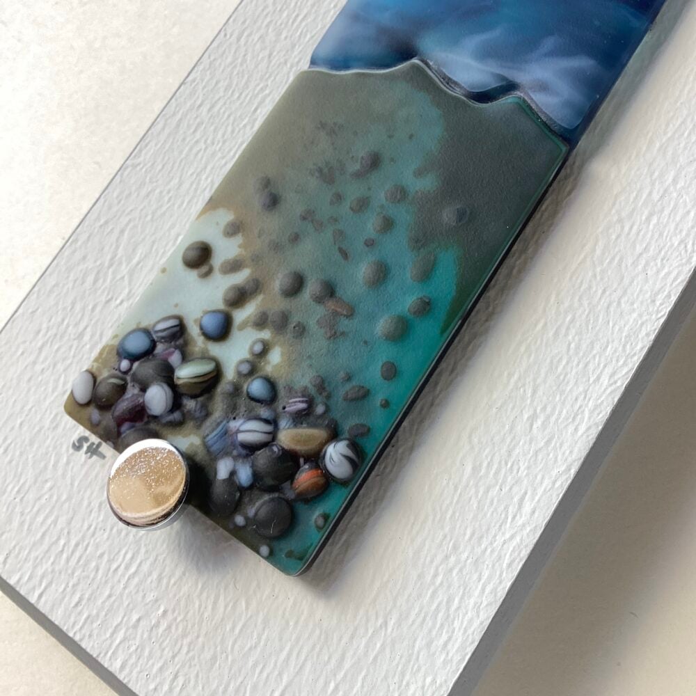 ‘Deep Moody Blue’