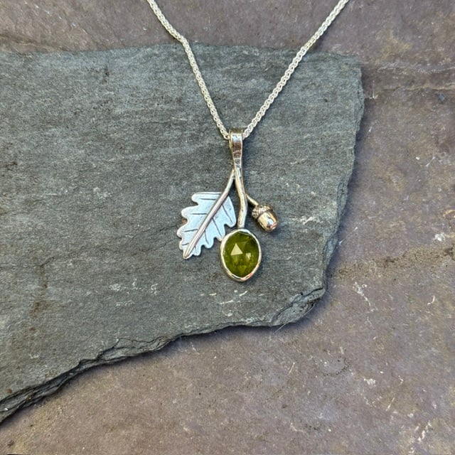 ‘Acorn and Oak Leaf with Peridot’