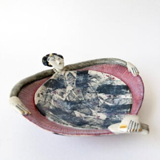 ‘Relaxing Dishy Lady’