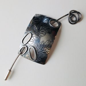 Wide Leaf Fern Brooch
