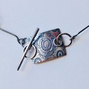 Rose & Stone Silver Choker