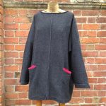 Tunic Sweater ‘Carousel’ in Graphite/Cerise