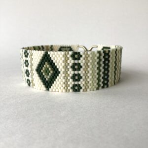 'Cream & Green Beadwoven Bracelet'