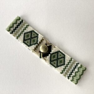 'Cream & Green Beadwoven Bracelet'