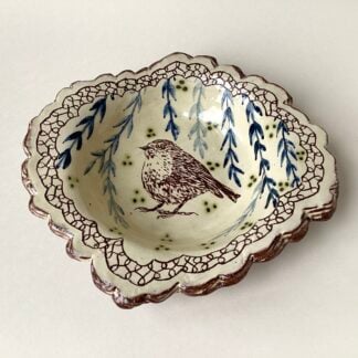 ‘Small Scalloped Robin Dish’