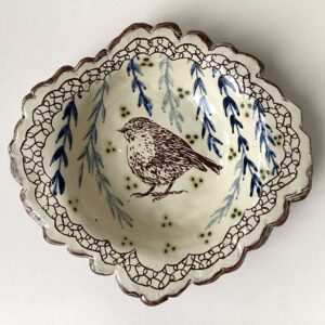 ‘Small Scalloped Robin Dish’