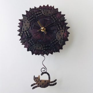 'Cats' Clock with Pendulum