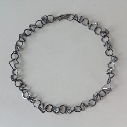 'Scribble Chain Collar'