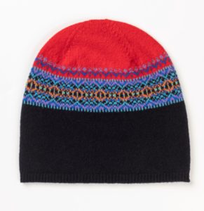 Alloa Beanie in Magic Apple