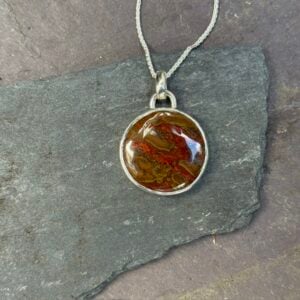 'Sitting Hare over Seam Agate'